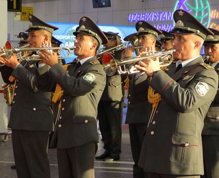 Улан-Батор “Катта дубулға” турнири қаҳрамонлари юртимизга қайтиб келди