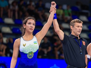 Нигина Собирова завоевала бронзу на юниорском чемпионате мира по спортивной борьбе