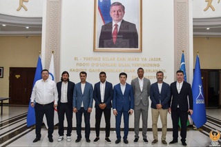 Звезды мирового футбола посетили Национальный Олимпийский комитет Узбекистана