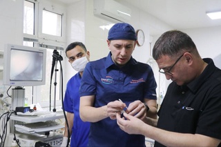 В Навои состоялся семинар и мастер-класс по малоинвазивной гастростомии