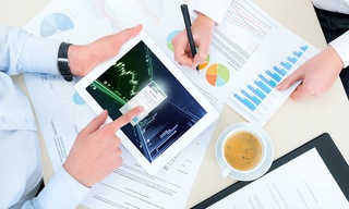 Биржада илк бор қарийиб 1,4 триллион сўмлик форвард шартномалари тузилди