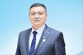 Тәбият мийримли сана арқалы, инсан руўхы да тәбият руўхы менен жанлы