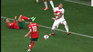 Португалия громит Турцию с автоголом Акайдына