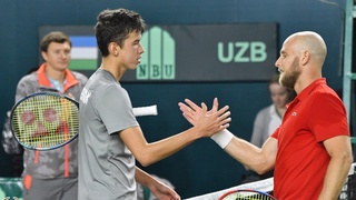 Мастер-класс от Дениса Кудла Амиру Милушеву в Кубке Дэвиса