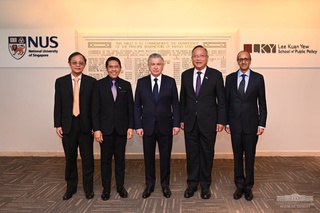 The President of Uzbekistan visits the Lee Kuan Yew School of Public Policy and meets with the business community of Singapore