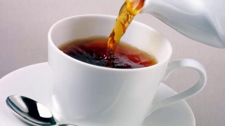 Шифокор нима учун иссиқ чой хавфли эканини маълум қилди