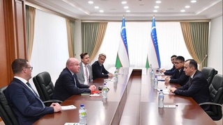 Finlyandiyaning YeXHTdagi doimiy vakili bilan uchrashuv boʻlib oʻtdi