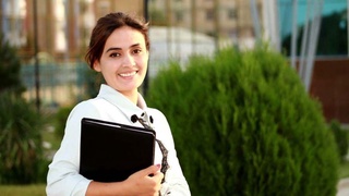 В авангарде - активная и инициативная молодежь