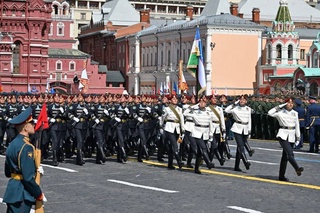 Президент Узбекистана принял участие в торжественных мероприятиях, посвященных 80-й годовщине Победы