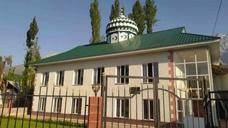 Коронавирусдан вафот этган собиқ муфтий номидаги масжид очилди