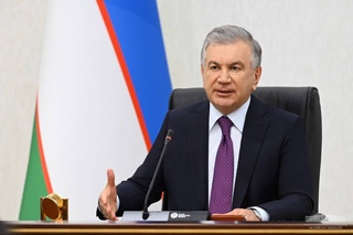 Инвестиция, экспорт ва саноат соҳаларидаги вазифалар белгиланди