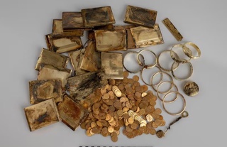 Chexiyada turistlar tog‘dan xazina topib oldi