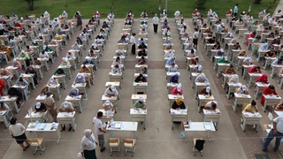 Тестдан йиқитилган фарғоналик 145 нафар абитуриентнинг ҳуқуқлари тикланди