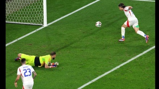 Испания обыграла Италию благодаря нелепому автоголу Калафьори