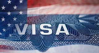 США временно приостановили запись на визовые собеседования по всему миру