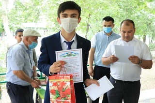 Бухоролик ўқувчи кириш имтиҳонида максимал баллни тўплади