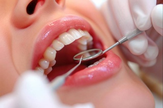 В Японии начали тестировать препарат для роста новых зубов