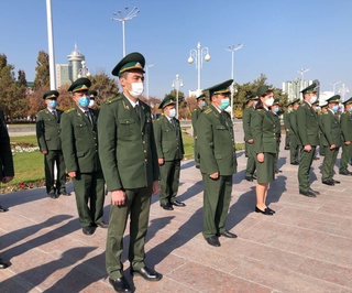 Ватанимиз рамзига чексиз эҳтиром