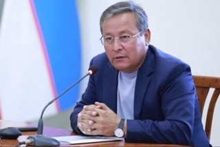 Шуҳрат Абдураҳмонов инвестиция бўйича ўринбосарларни маошни «ҳалоллаб» олишга чақирди