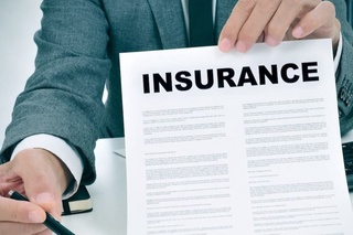 Sugʻurta polislari pulini oʻzlashtirgan tadbirkor va uning sherigi aniqlandi