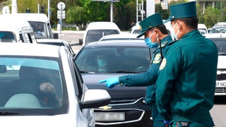 Бугундан жамоат жойларида тиббий ниқоблардан фойдаланиш бўйича назорат кучайтирилди