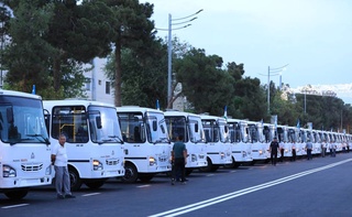 Подарок к празднику: 100 автобусов введены в эксплуатацию для общественного транспорта города Термез
