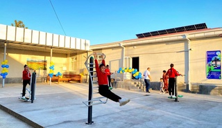 В Навоийской области в рамках проекта «Здоровое поколение - здоровое будущее» введены в эксплуатацию новые спортивные площадки