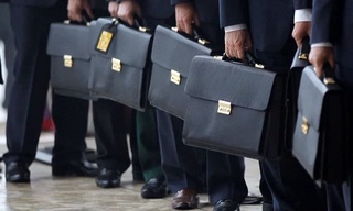 Науаида әкім көмекшілері  ресми түрде тағайындалды