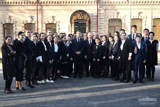 O‘zbekiston va Fransiya Prezidentlari Samarqanddagi Fransuz alyansini ochdilar