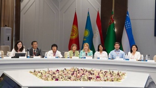 Дар Қирғизистон нахустин ҳамоиш-конфронси занони бахши энергетикаи кишварҳои Осиёи Марказӣ баргузор мешавад