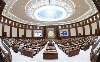 В ходе пленарного заседания в течение двух дней сенаторы обсудили 14 вопросов, в том числе шесть законов