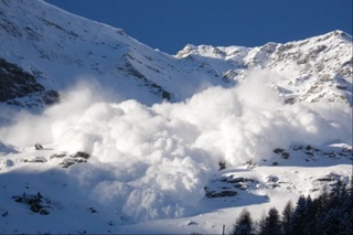 Республиканинг 6 та ҳудудида қор кўчиш хавфи эълон қилинди