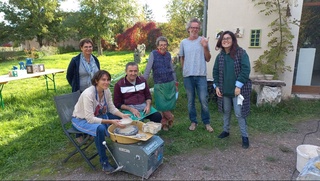 Ўзбек кулоли чет элдаги ўқув юртларида тақдимотлар қилмоқда