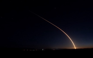 SpaceX yana 15 ta sun'iy yo'ldoshini koinotga olib chiqdi