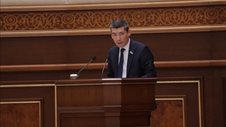 Интернет және  әлеуметтік желілерде жастарды зиянды ақпараттан қорғау мәселесі талқыланды