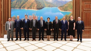 Меҳнат муносабатлари ва касаба уюшмалари йўналишида халқаро ҳамкорлик масалалари муҳокама қилинди