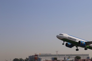 Ўзбекистон ва Тожикистон ўртасида мунтазам авиақатновлар тикланмоқда