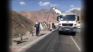 Qamchiq dovonida "Isuzu" jarlikka tushib ketdi