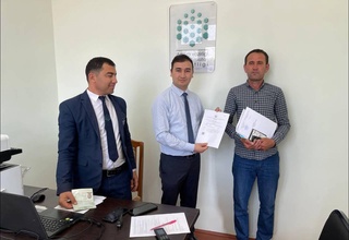 Эксперты ПРООН знакомятся с процессами оказания госуслуг в степном районе Навоийской области