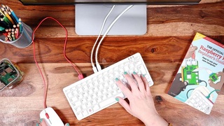 Raspberry спрятала полноценный компьютер в клавиатуру