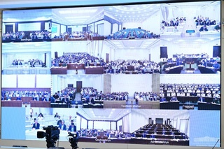 Масаланинг ичига кирмаган туман ва шаҳар ҳокимлари икки ойда ўзгариш қилмаса, ишдан кетиши белгиланди