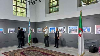 “Жазоирнинг қадимий ва замонавий архитектураси” фотокўргазмаси қизғин қарши олинди