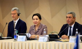 «O‘zgarishlar zanjiri: o‘tmish yukidan hozirgi ehtiyojlarga va umumiy kelajak sari» mavzusida xalqaro anjuman bo‘lib o‘tdi