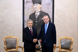 Начался официальный визит Президента Узбекистана в Турцию