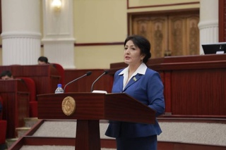 Депутатликка номзодлар кўрсатилаётганда аёллар сони 30 фоиздан 40 фоизга оширилади