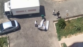 Chirchiqda 27 yoshli yigit o‘zini 8-qavatdan tashlab yubordi 