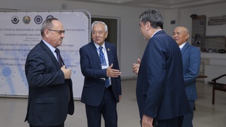 Коронавирусга оид илмий анжуман бўлиб ўтди