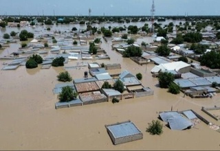 Затопленный город на севере Нигерии покинули более 200 тыс. человек