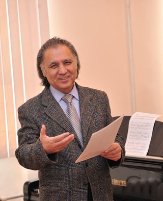 Бахтни меҳнатдан, ҳаётим мазмунини, мусиқадан топганман