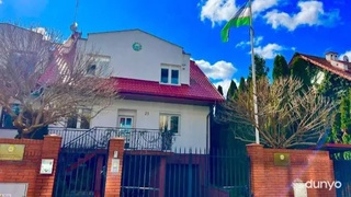 Польшада оғир хасталикка чалинган юртдошимиз ватанимизга қайтарилди